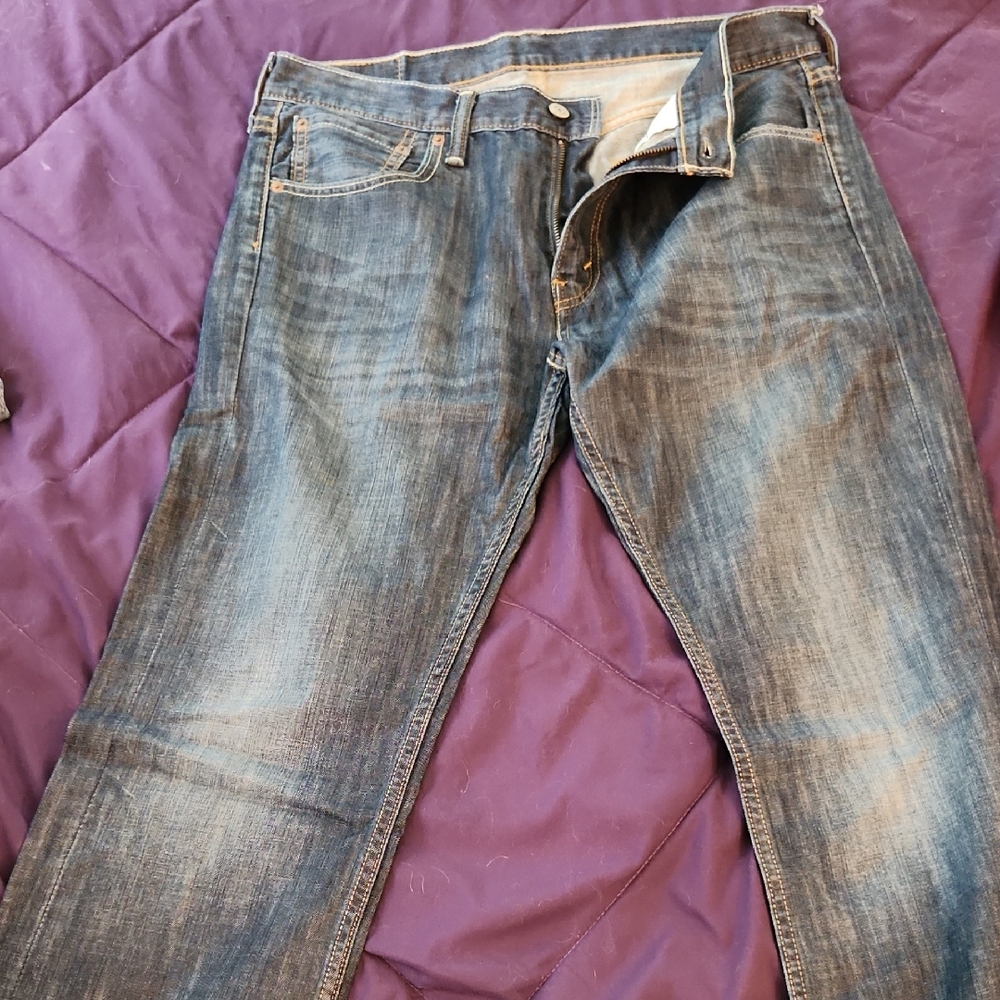 Classic Denim Straight-Leg Jeans